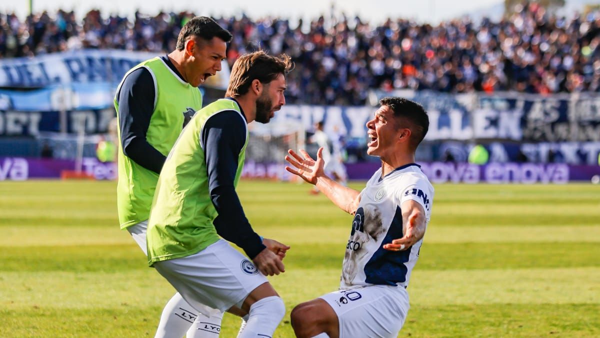 Iv&aacute;n Villalba festejando su gol para Independiente Rivadavia en Copa Argentina.&nbsp;