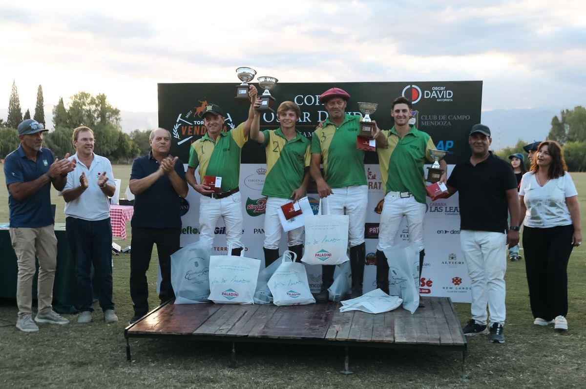 Los Sauces alzó la Copa Oscar David en el Club de Campo.