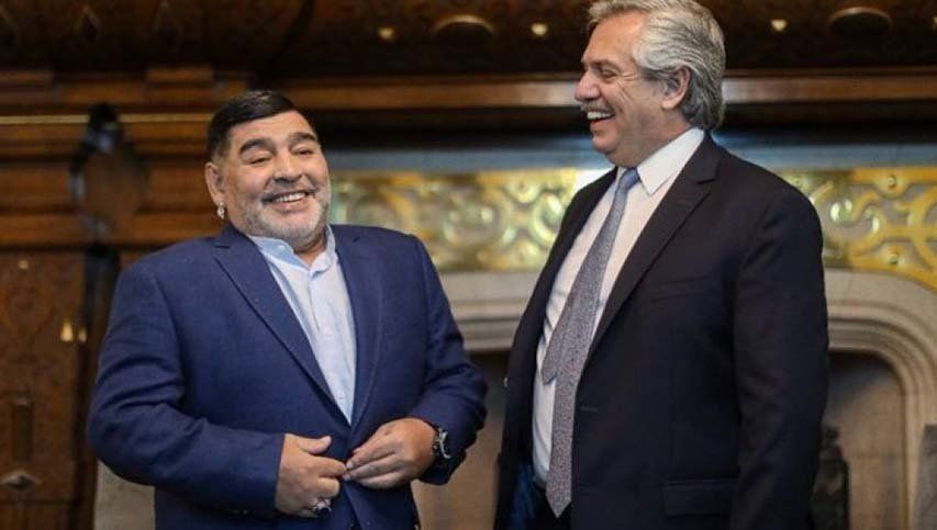 Alberto bromeó a los hinchas de Boca con Maradona