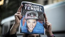 La desaparición del joven trans Tehuel de la Torre continúa siendo un misterio. Los peritos hallaron rastros de ADN en una pared de la casa de uno de los detenidos