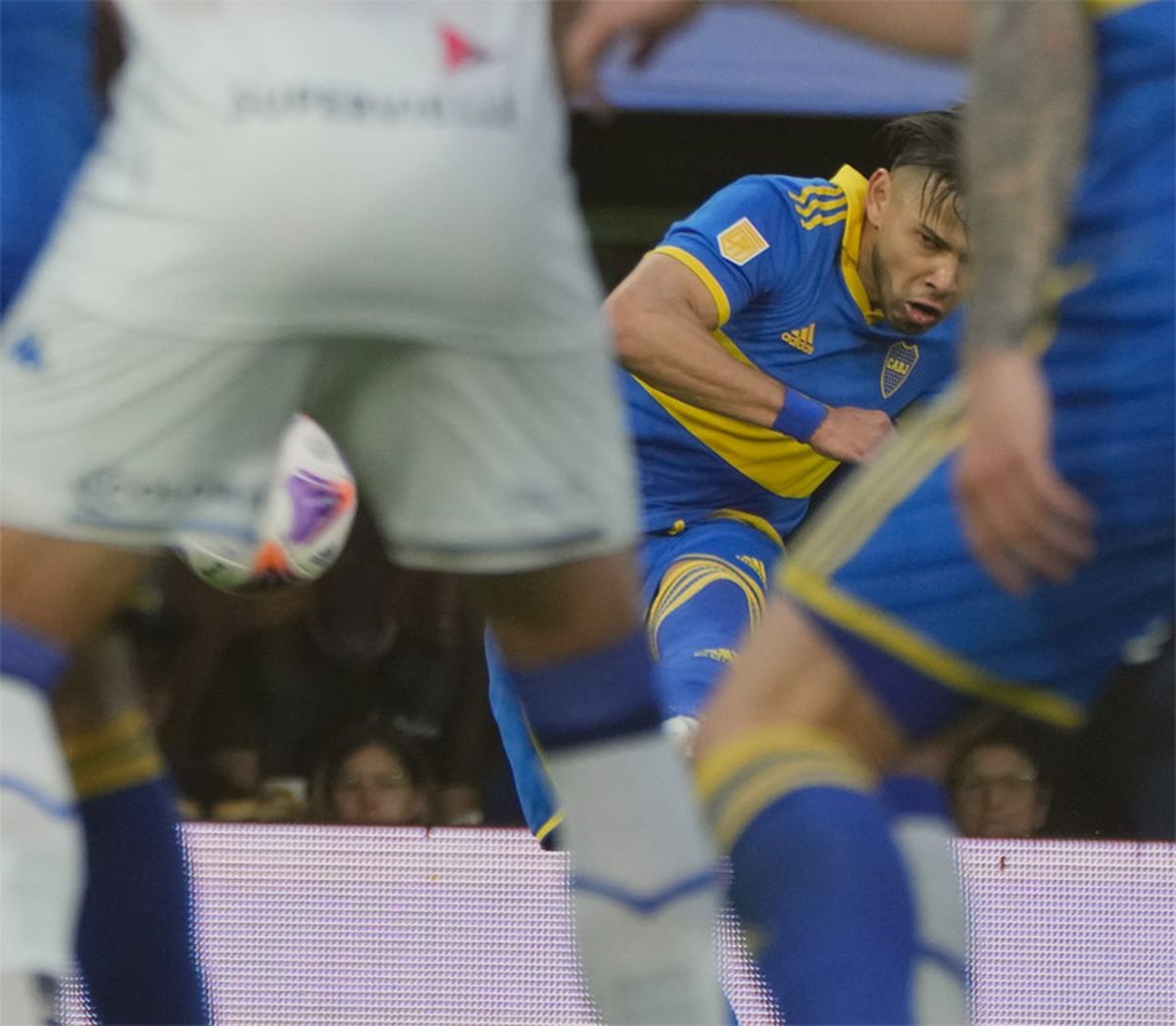 Boca, sin mostrar un juego vistoso, se ha entreverado entre los primeros de la Liga Profesional.