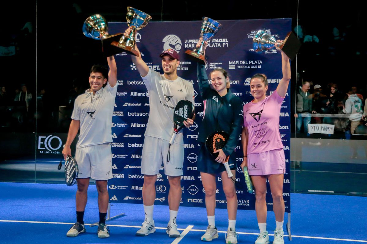 Los campeones del Argentina Premier Padel en Mar del Plata: Chingotto - Galán y Josemaría - Sánchez. Los campeones del Argentina Premier Padel en Mar del Plata: Chingotto - Galán y Josemaría - Sánchez.