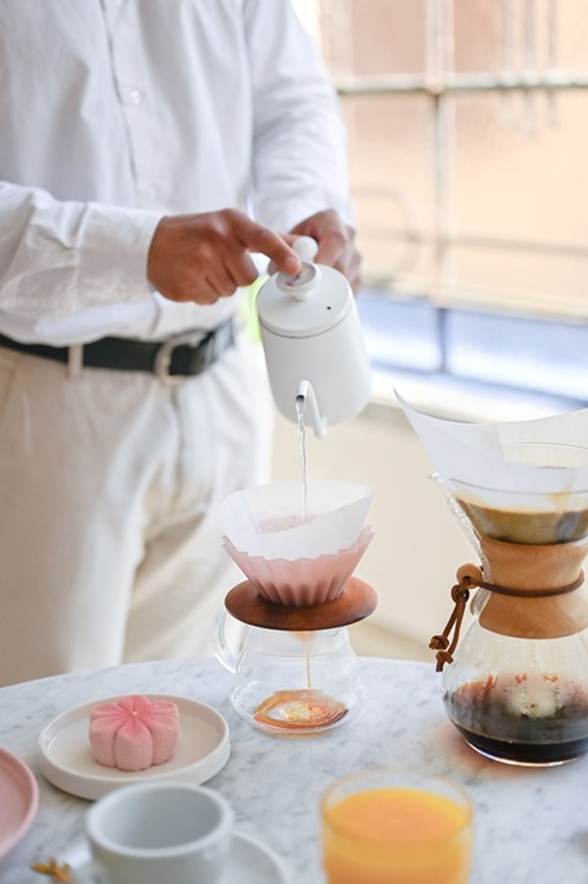 La casona antigua abre sus puertas al invierno. La casona antigua abre sus puertas al invierno.