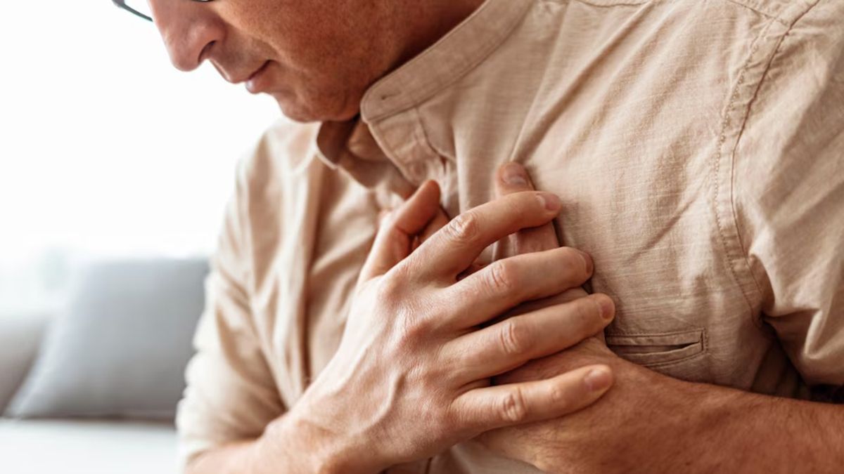 El infarto es una de las causas más comunes de muerte en adultos mayores. El infarto es una de las causas más comunes de muerte en adultos mayores. 