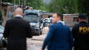 Capturaron a un buscado por homicidio y secuestraron armas de robos contra choferes de plataformas