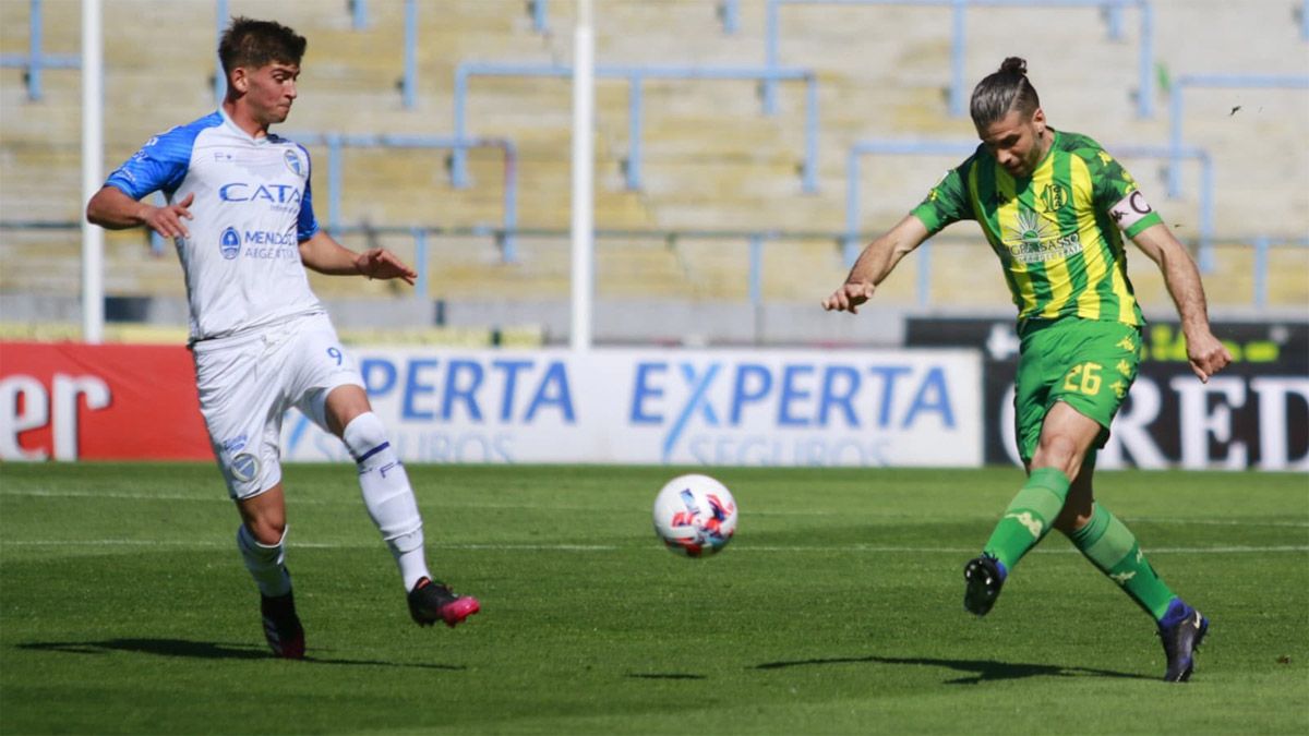 El Tomba y una nueva goleada para ilusionarse