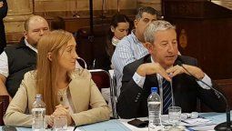 La senadora Anabel Fernández Sagasti (PJ) y el diputado Julio Cobos (UCR), unidos para recuperar el FONID para los docentes de Mendoza.
