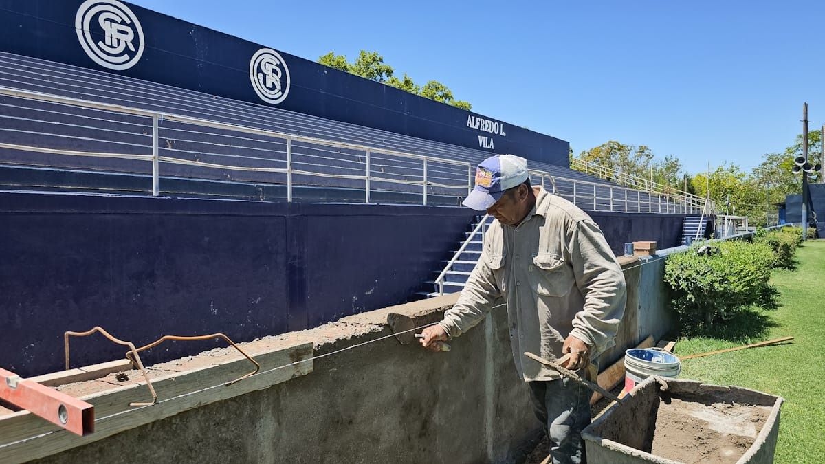 Muchas obras se realizados en el Bautista Gargantini para el debut en primera, luego del ascenso a la máxima categoría del fútbol argentino. Muchas obras se realizados en el Bautista Gargantini para el debut en primera, luego del ascenso a la máxima categoría del fútbol argentino.