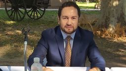 Bustos le soltó la mano a Orozco.&nbsp;