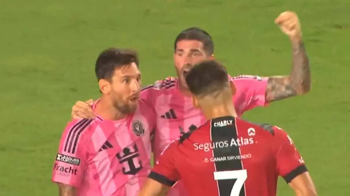 El delantero uruguayo se refirió a la imagen que le dio la vuelta al mundo.