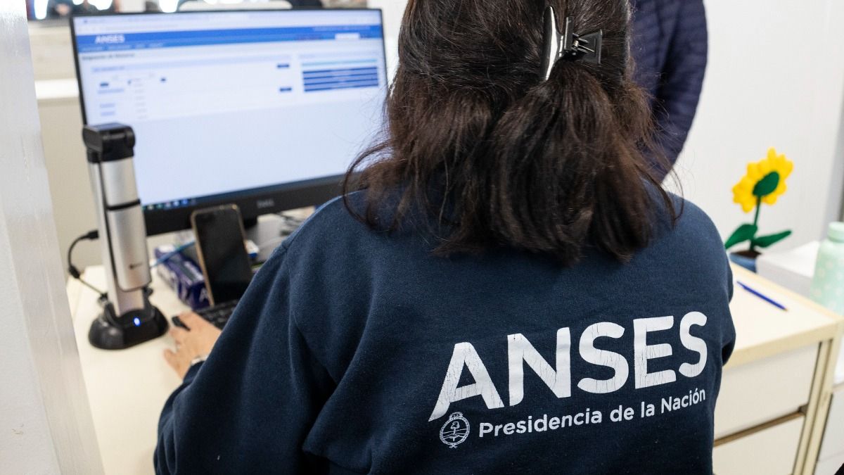 ANSES y Milei sorprenden con el importante beneficio para jubilados