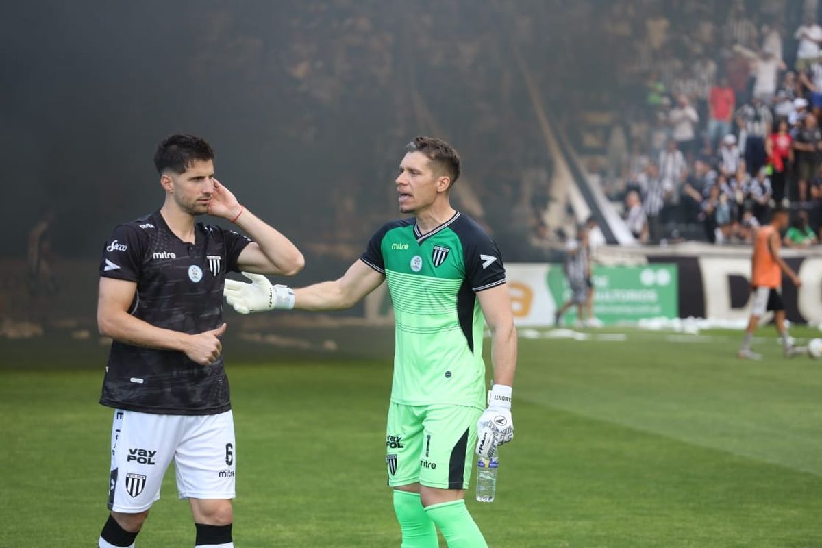 Se encienden las alarmas en Gimnasia y Esgrima por la lesión de Imanol González
