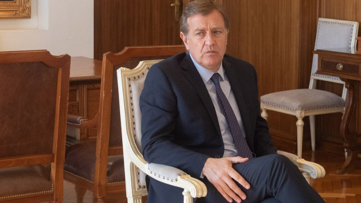 Suarez habló de las finanzas públicas de la provincia y aseguró que la oposición no puede cerrar las puertas a la reestructuración de deuda.&nbsp;