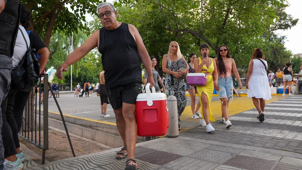 ¡Qué calor en Mendoza!.