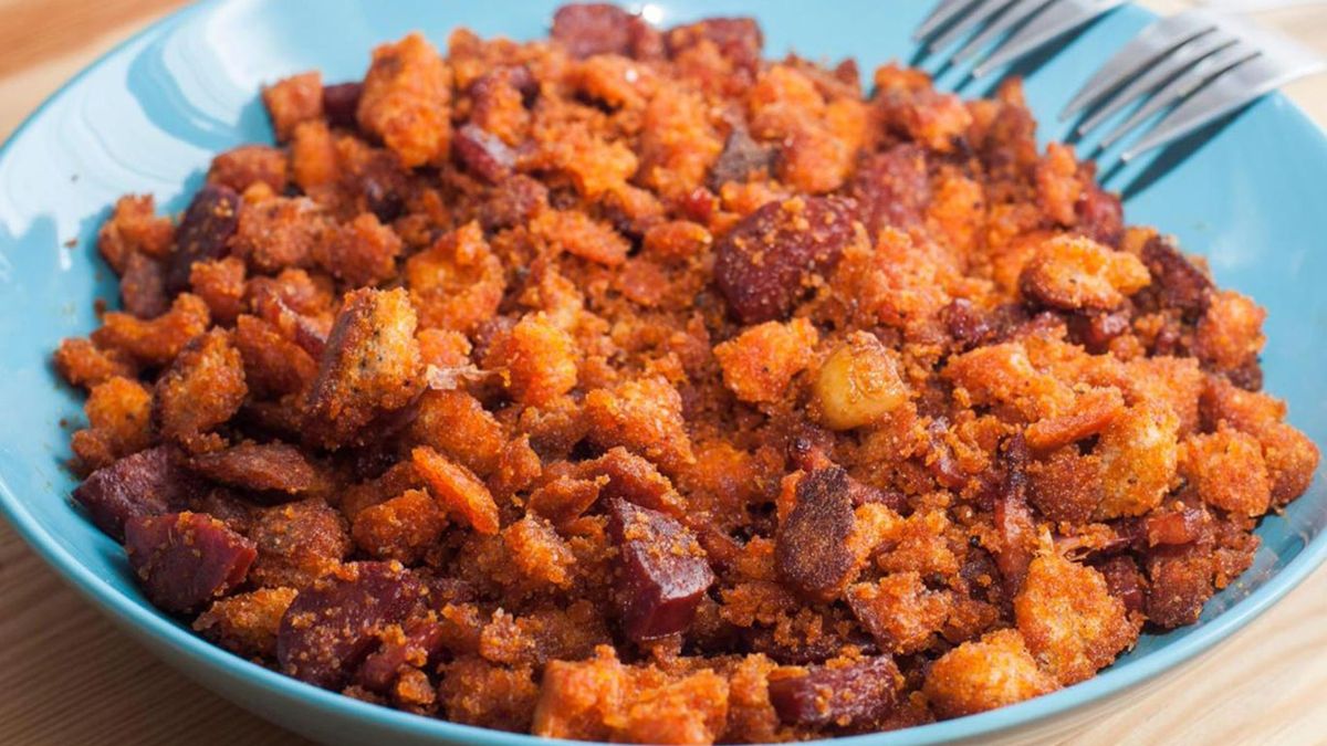 Cómo se prepara la receta de migas españolas