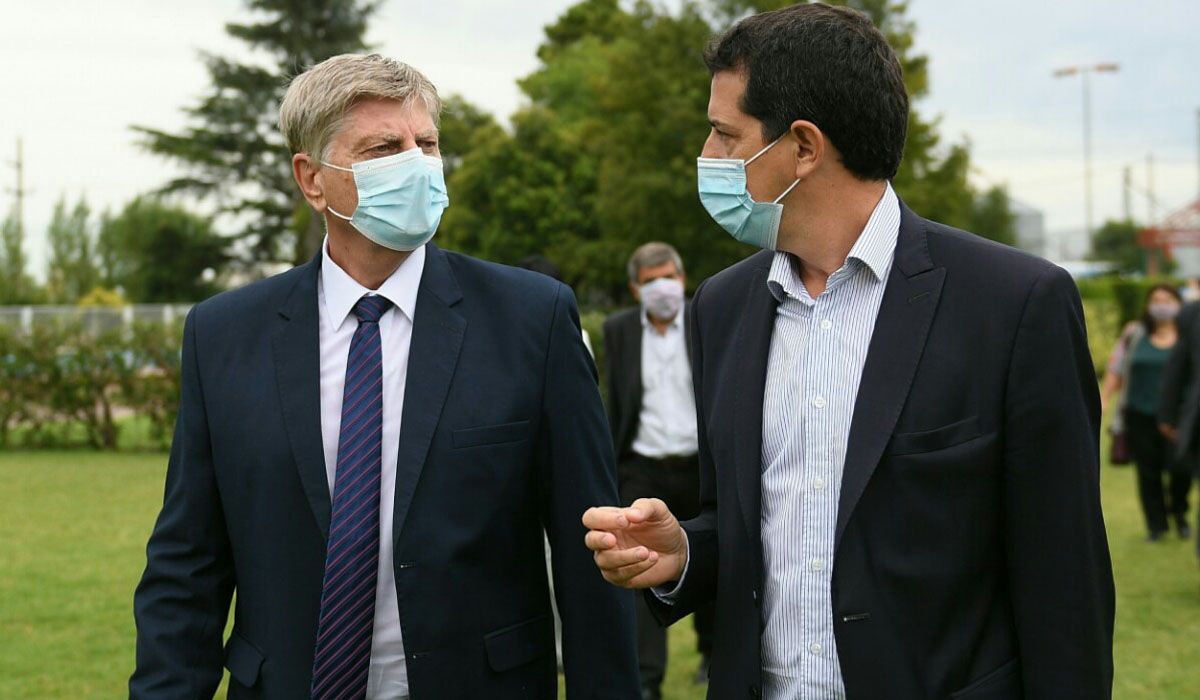 El gobernador de La Pampa y el ministro del Interior, que es a su vez el presidente del COIRCO, donde se trata la viabilidad de la obra Portezuelo del Viento.