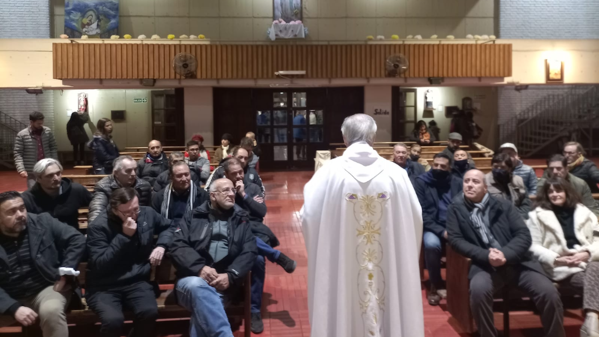La misa en homenaje a Juan Domingo Perón en la iglesia de la peatonal Sarmiento.