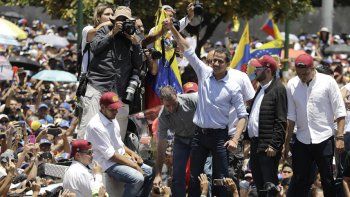 Guaidó anunció la escalada final contra Maduro
