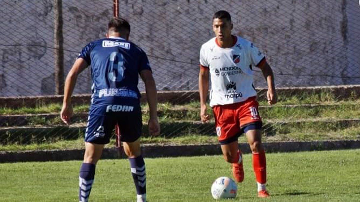 El delantero Álvaro Veliez está pasando por un gran momento.