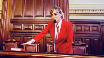 Anabel Fernández Sagasti juró como integrante del Consejo de la Magistratura Anabel Fernández Sagasti juró como integrante del Consejo de la Magistratura