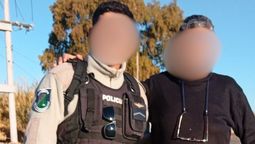 El policía que fue liberado y su padre que sigue detenido por abuso sexual.