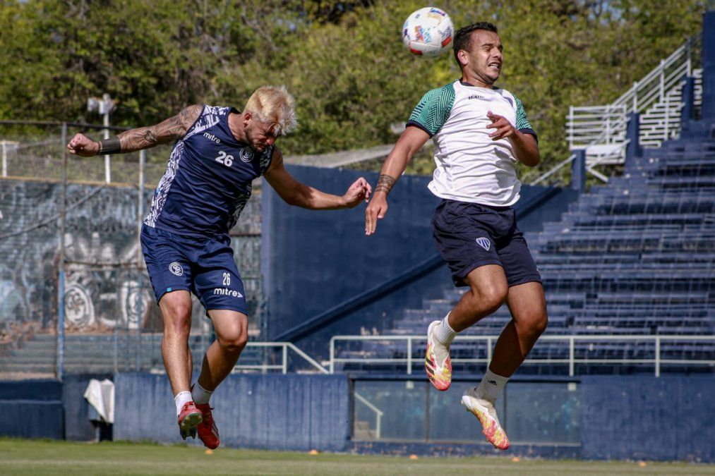 Independiente Rivadavia y Academia Chacras igualaron 1 a 1.