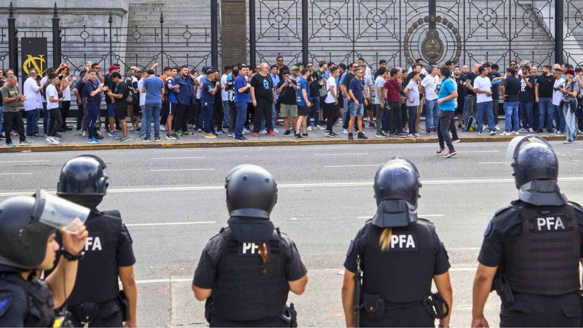 El Congreso palpita el tratamiento de la reforma laboral. El Congreso palpita el tratamiento de la reforma laboral.