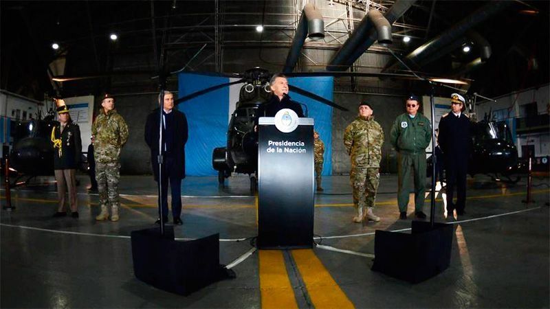 La oposición pide debatir en el Congreso los cambios en las Fuerzas Armadas