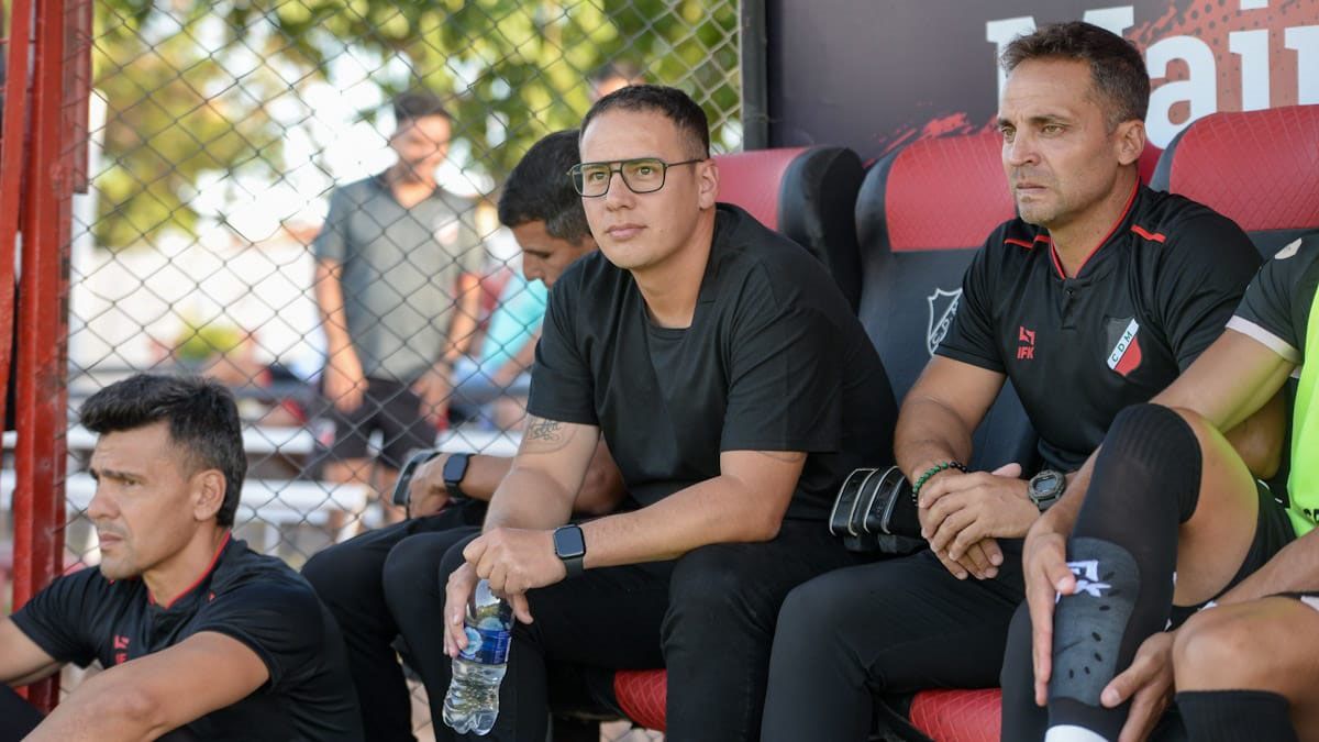El entrenador del Deportivo Maipú, Luis García, analizó la actualidad del equipo.