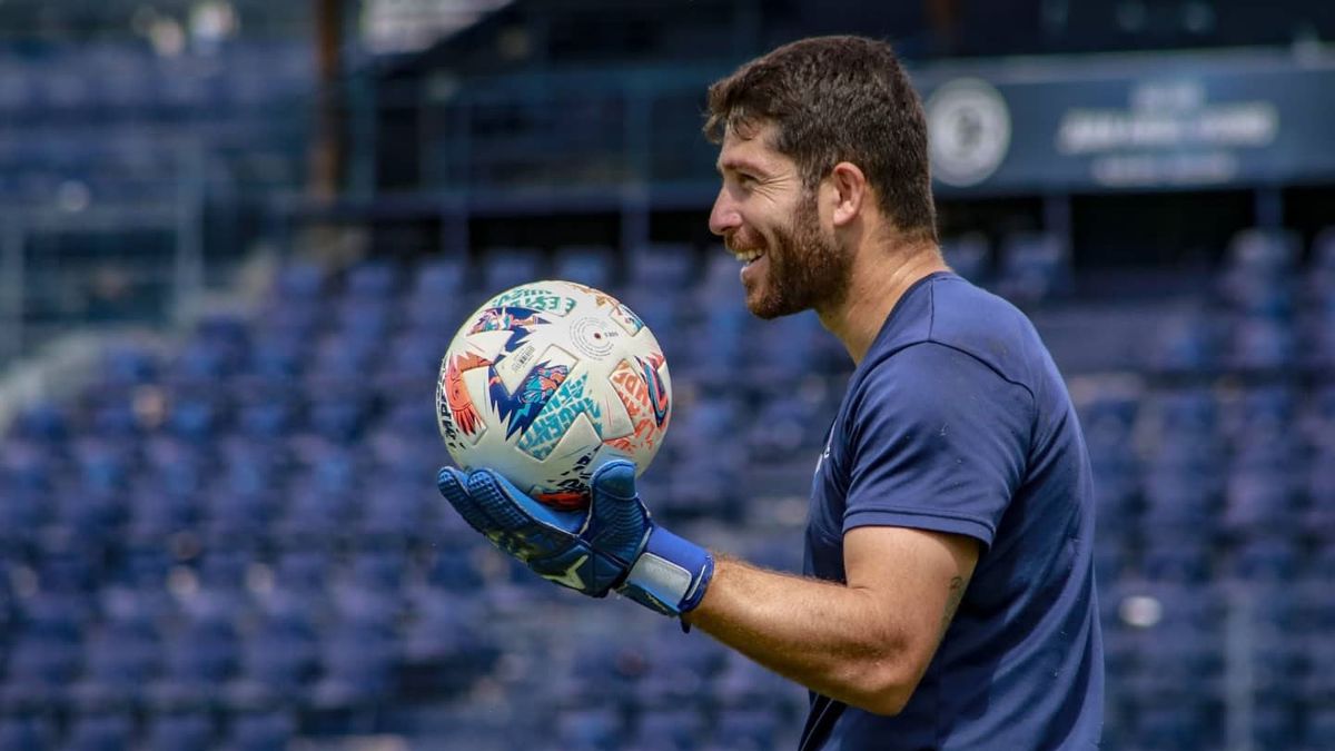 Cristian Aracena fue presentado como refuerzo de Almagro
