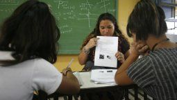 Capital ofrece clases de apoyo gratuitas para los que se llevaron materias