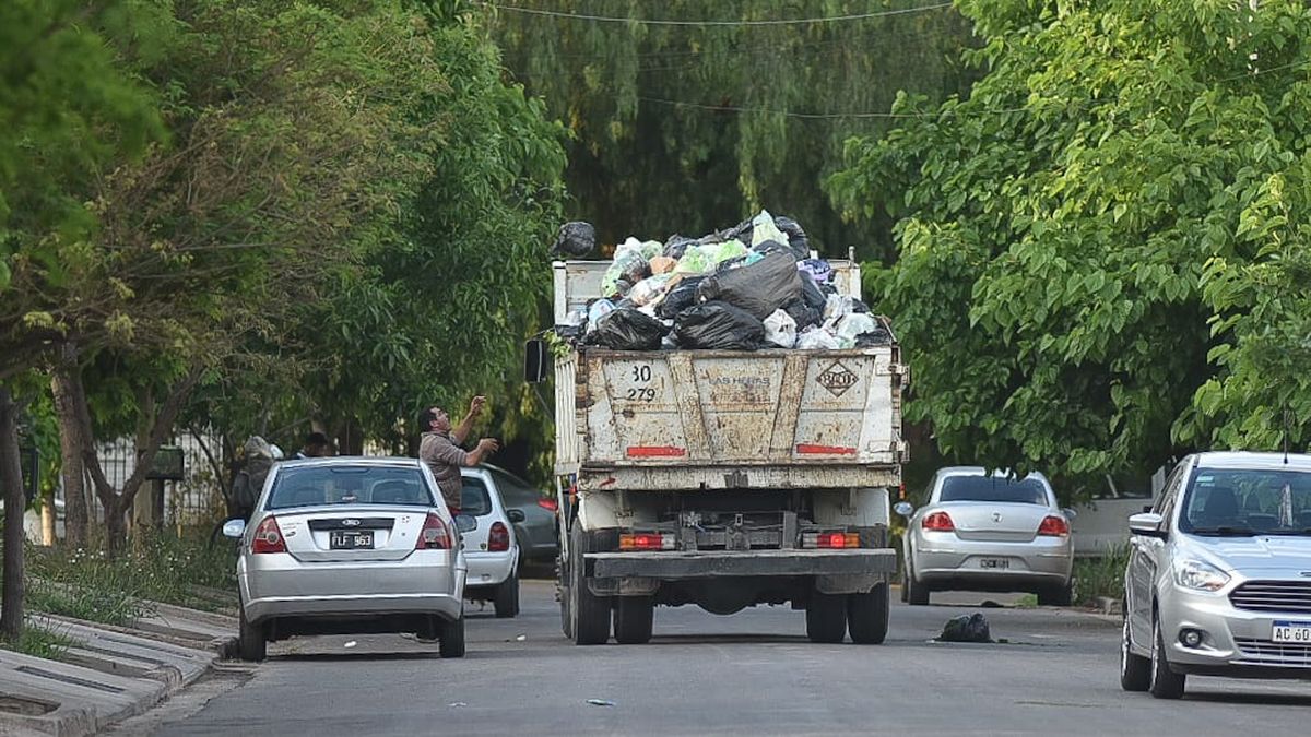 El servicio de limpieza se normalizará en la madrugada de este jueves.