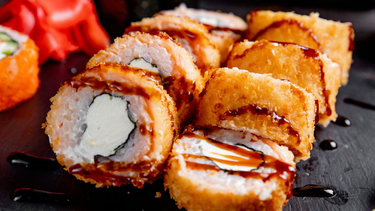 Recetas: cómo hacer Sushi con atún fácil y rico. Foto: Freepik.