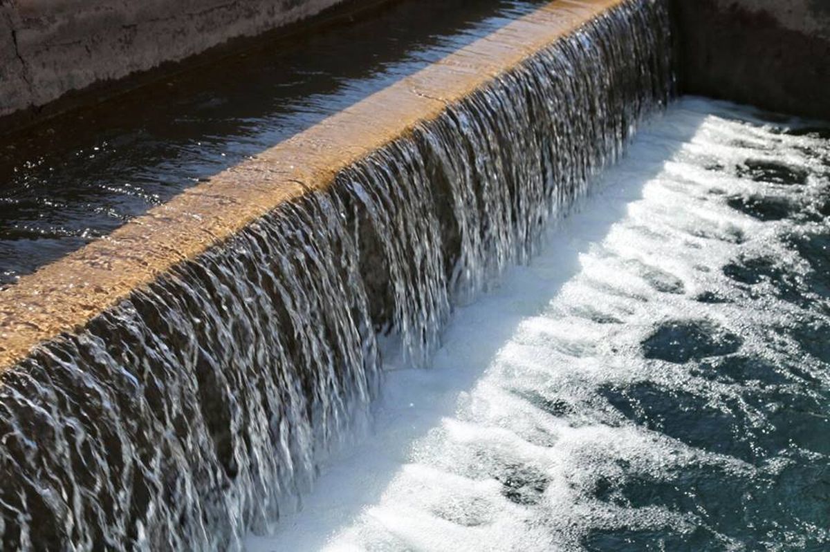 Infraestructura de Irrigaci&oacute;n. Muchos eligen ba&ntilde;arse all&iacute; y ponen en riesgo su vida.