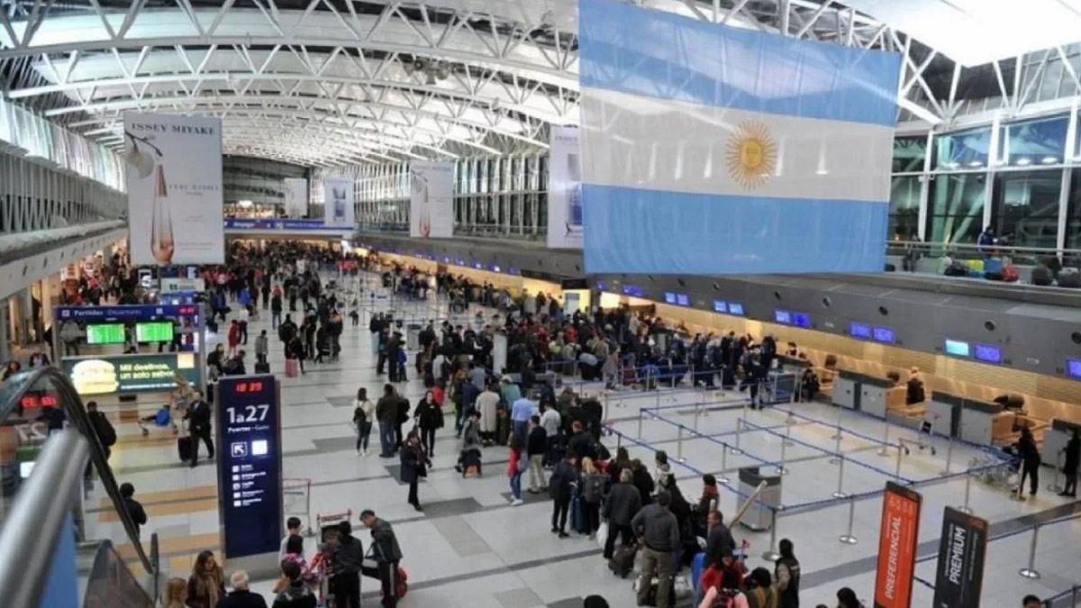 Quiénes quedaron exceptuados de hacer cuarentena al ingresar al país