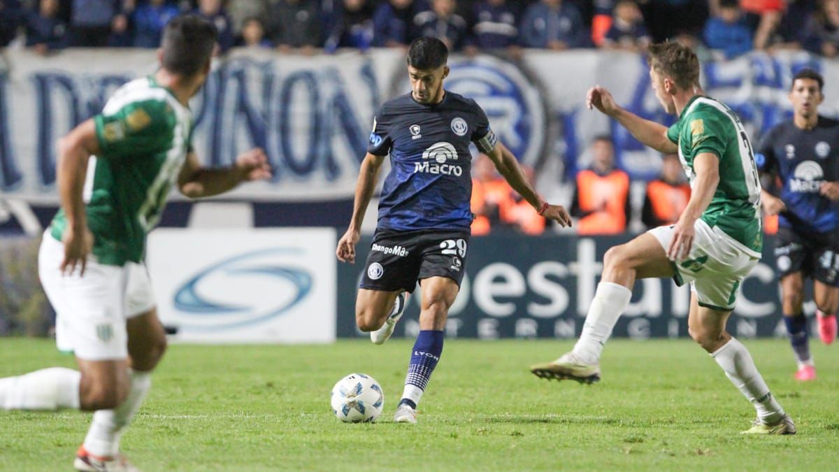 Independiente Rivadavia ganaba pero Banfield lo dio vuelta y se impuso ...