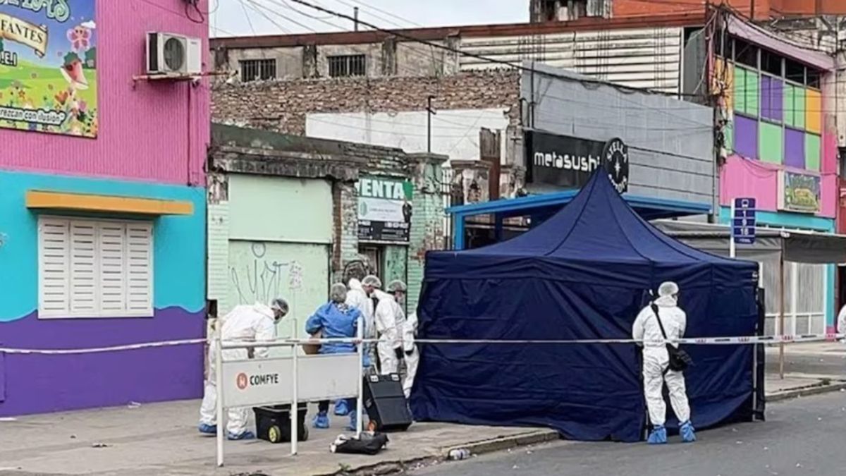 Una discusión a la salida de un boliche, terminó con la muerte de un joven de 20 años quien fue golpeado en el rostro. Una discusión a la salida de un boliche, terminó con la muerte de un joven de 20 años quien fue golpeado en el rostro. 