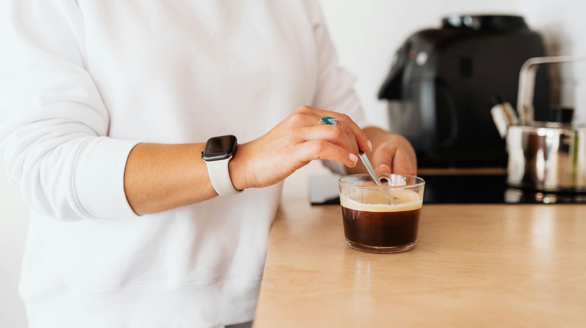 Los investigadores advierten que el café no es una solución milagrosa. Su efecto depende de acompañarlo con hábitos saludables. Los investigadores advierten que el café no es una solución milagrosa. Su efecto depende de acompañarlo con hábitos saludables.