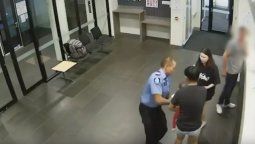 Milagro de Navidad: policía australiano salva a un bebé de morir asfixiado