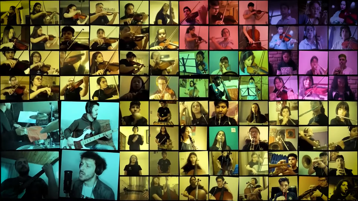 Se presentó una reversión de la canción de Miguel Mateos Tirá para arriba.