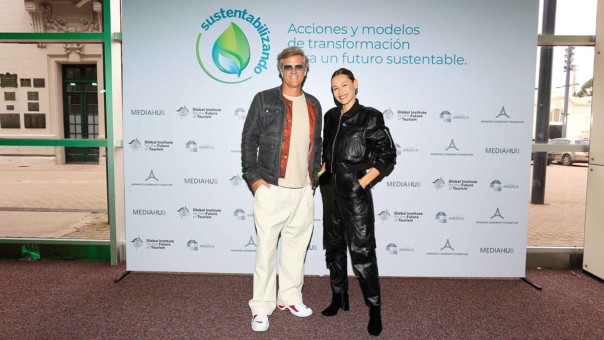 El actor mendocino Mike Amigorena junto a Pampita fueron a la charla de James Cameron en La Rural.