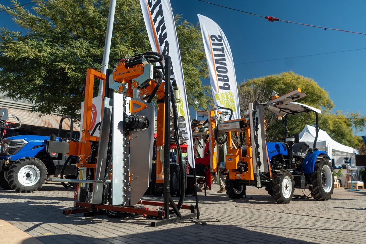 La exposición de maquinaria, equipamiento y servicios reúne a más de 150 empresas proveedoras de todo el mundo. La exposición de maquinaria, equipamiento y servicios reúne a más de 150 empresas proveedoras de todo el mundo.