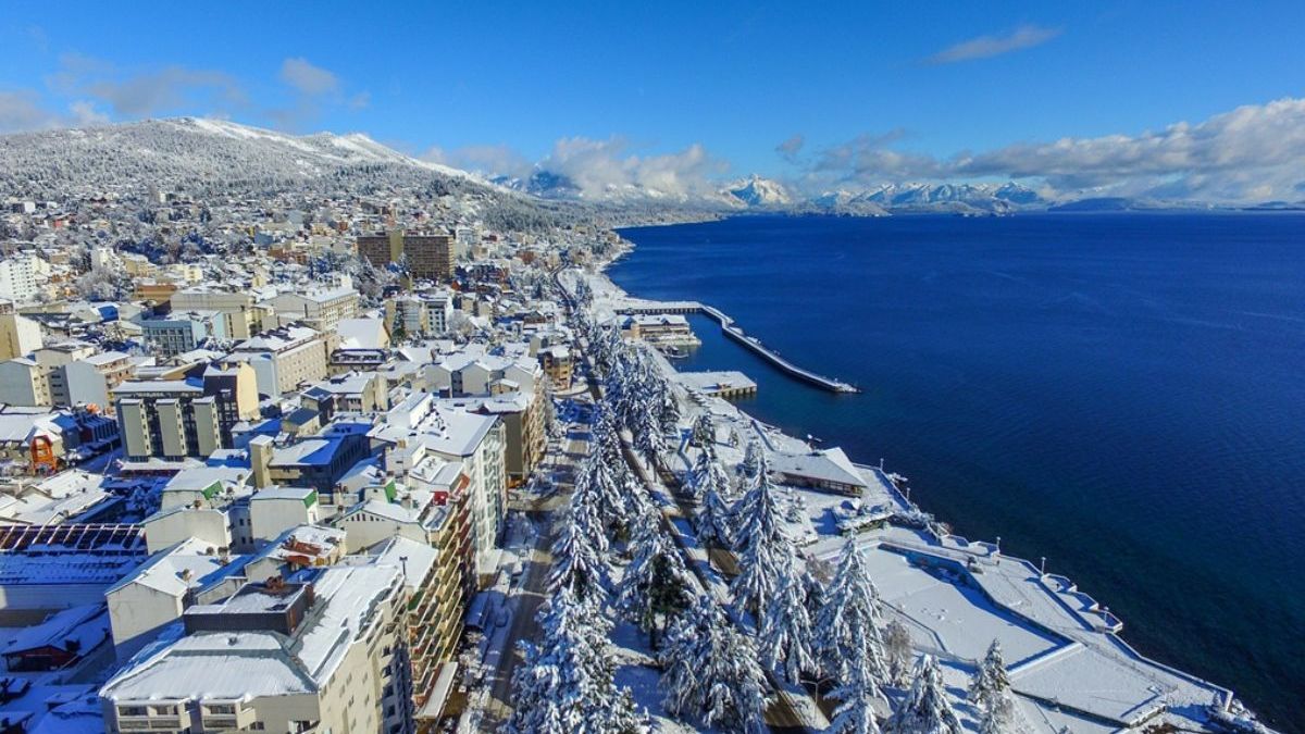Vivir gratis en Bariloche: el hostel que busca voluntarios y ofrece alojamiento, desayuno y días libres