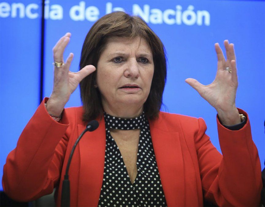Bullrich: Es un invento que va a haber militares en las calles