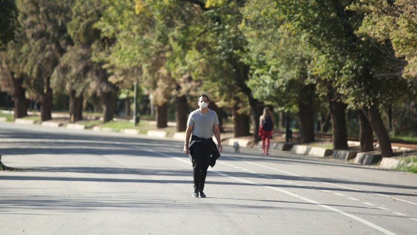 El parque San Martín seguirá con restricciones, sin picnic ni estacionamiento