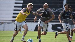 El defensor Renzo Vera fue operado de uno de sus meniscos. (Foto: gentileza Prensa Gimnasia y Esgrima).