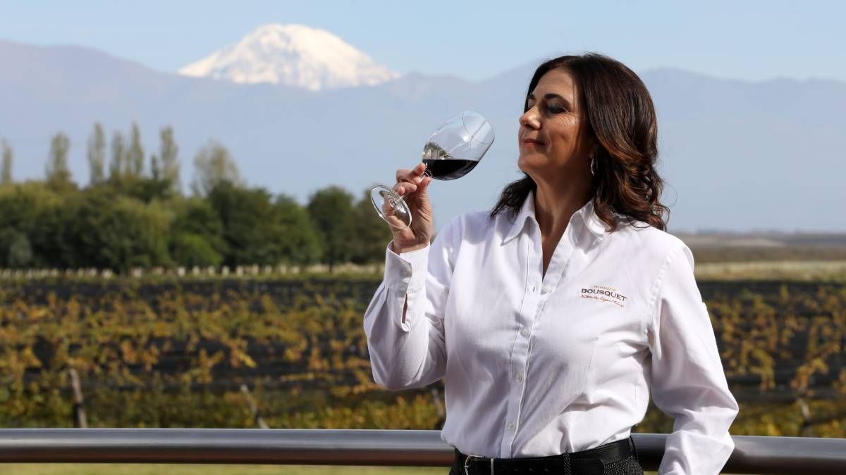 Anne Bousquet está al frente de la bodega pionera en vinos orgánicos en Mendoza.