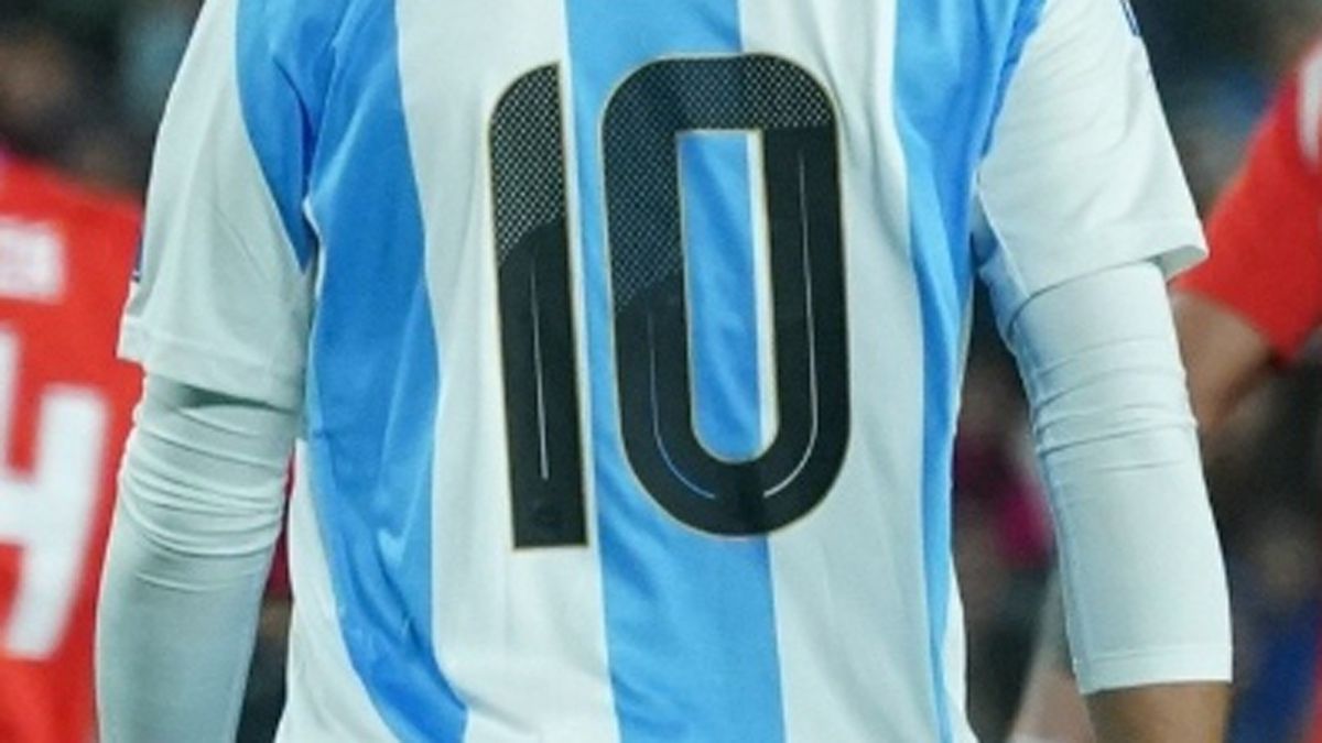 Sin Messi la 10 de Argentina está vacante.