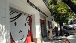 Esperar la adopción en Santa Fe: ​seis de cada diez niños