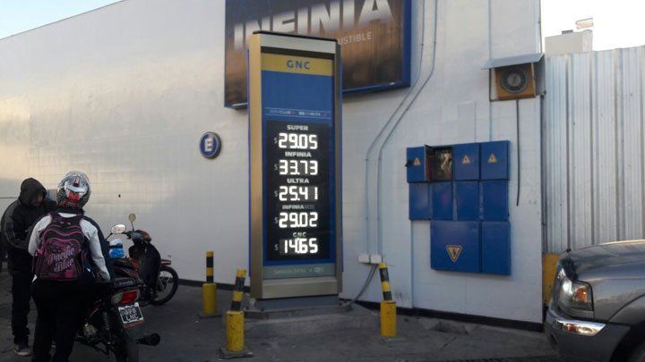 YPF aumentó sus combustibles